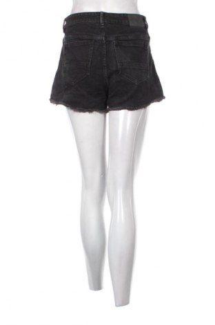 Pantaloni scurți de femei America Today, Mărime S, Culoare Negru, Preț 39,99 Lei