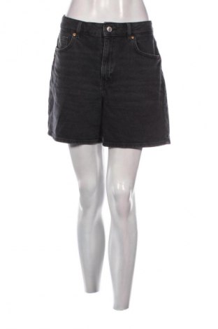 Damskie szorty H&M, Rozmiar L, Kolor Szary, Cena 43,68 zł