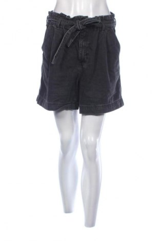 Damen Shorts H&M, Größe M, Farbe Grau, Preis 9,72 €