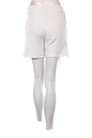 Damen Shorts H&M, Größe S, Farbe Weiß, Preis 9,72 €