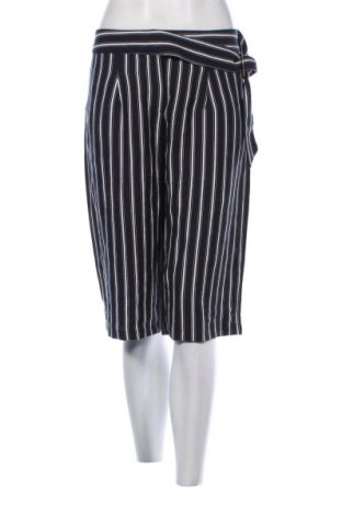 Dámske kraťasy  H&M, Veľkosť M, Farba Viacfarebná, Cena  8,95 €