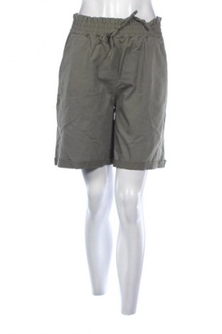 Γυναικείο κοντό παντελόνι NEW COLLECTION, Μέγεθος M, Χρώμα Πράσινο, Τιμή 17,36 €