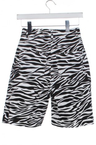 Pantaloni scurți de femei Native Youth, Mărime XS, Culoare Multicolor, Preț 202,63 Lei