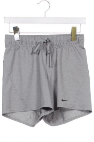 Dámské kraťasy  Nike, Velikost XS, Barva Šedá, Cena  430,00 Kč