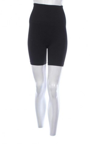 Damen Shorts Oyanda, Größe XL, Farbe Schwarz, Preis 9,72 €