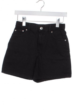 Damskie szorty Pull&Bear, Rozmiar XS, Kolor Czarny, Cena 43,68 zł