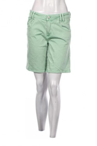 Damen Shorts S.Oliver, Größe M, Farbe Grün, Preis 17,99 €