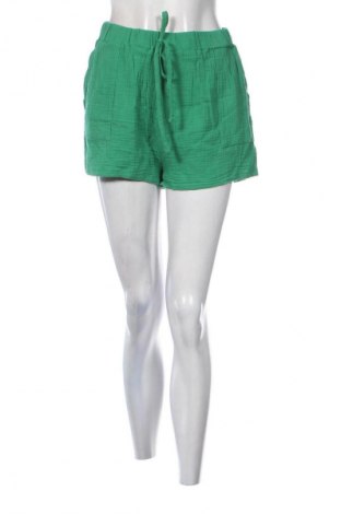 Pantaloni scurți de femei SHEIN, Mărime M, Culoare Verde, Preț 50,00 Lei