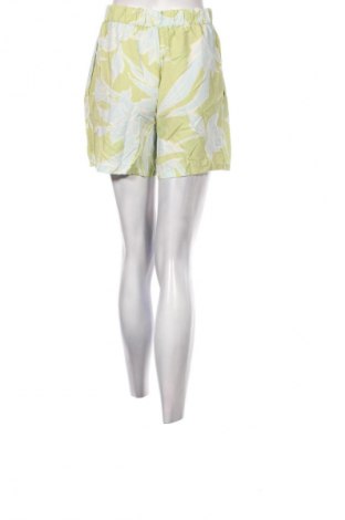 Dámske kraťasy  Tamaris, Veľkosť S, Farba Viacfarebná, Cena  4,95 €