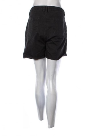Damen Shorts Terranova, Größe XL, Farbe Schwarz, Preis € 9,72