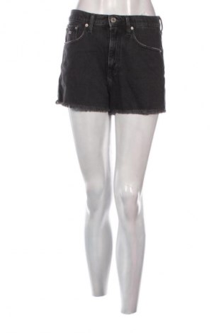 Dámské kraťasy  Tommy Jeans, Velikost S, Barva Šedá, Cena  759,00 Kč