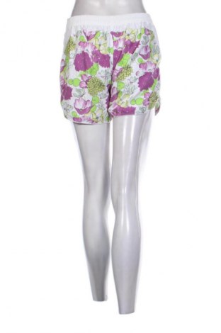 Pantaloni scurți de femei Unbranded, Mărime M, Culoare Multicolor, Preț 50,00 Lei