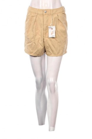 Pantaloni scurți de femei Up 2 Fashion, Mărime S, Culoare Bej, Preț 61,99 Lei