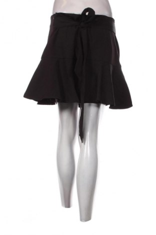 Pantaloni scurți de femei Zara, Mărime XL, Culoare Negru, Preț 67,99 Lei