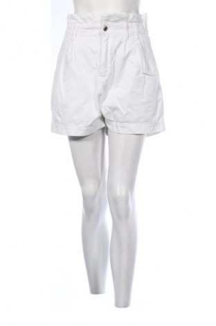 Damen Shorts Zara, Größe M, Farbe Weiß, Preis € 13,99