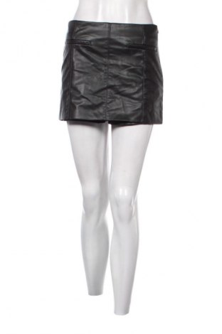 Pantaloni scurți de femei Zara, Mărime S, Culoare Negru, Preț 52,63 Lei
