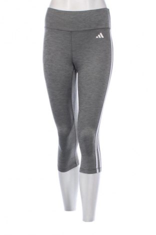 Дамски клин Adidas, Размер S, Цвят Многоцветен, Цена 38,99 лв.