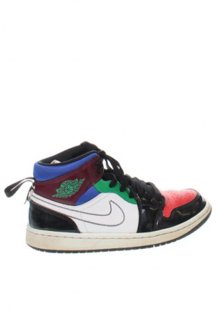 Încălțăminte de damă Air Jordan Nike, Mărime 40, Culoare Multicolor, Preț 187,99 Lei