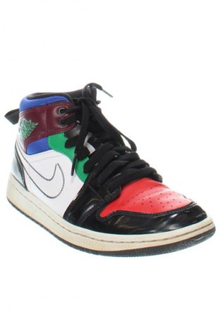 Încălțăminte de damă Air Jordan Nike, Mărime 40, Culoare Multicolor, Preț 187,99 Lei