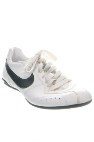 Dámske topánky  Nike, Veľkosť 38, Farba Biela, Cena  84,33 €