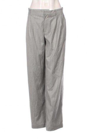 Damskie spodnie Bershka, Rozmiar S, Kolor Kolorowy, Cena 252,99 zł