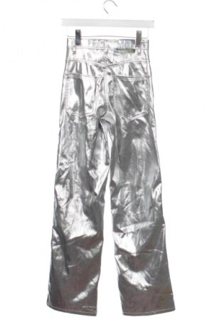 Damenhose Bershka, Größe XS, Farbe Silber, Preis € 11,99
