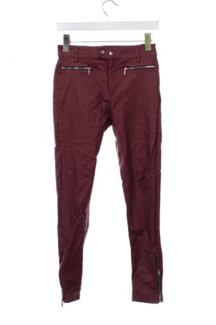 Damenhose Bershka, Größe M, Farbe Rot, Preis 14,83 €