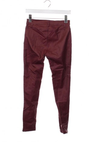 Damenhose Bershka, Größe M, Farbe Rot, Preis 14,83 €
