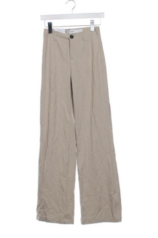 Γυναικείο παντελόνι Bershka, Μέγεθος XS, Χρώμα  Μπέζ, Τιμή 18,99 €
