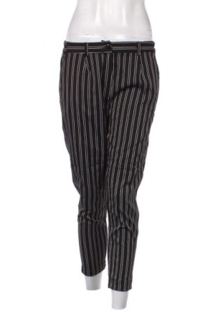 Damenhose Bershka, Größe M, Farbe Mehrfarbig, Preis 25,00 €