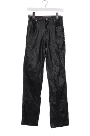 Damenhose Bershka, Größe XS, Farbe Schwarz, Preis € 4,99