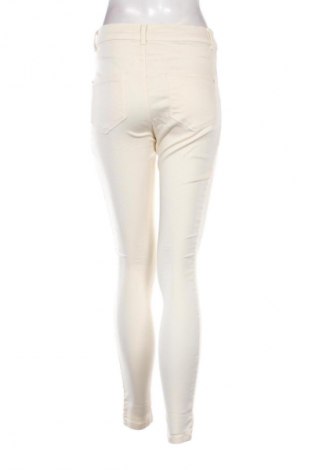 Damenhose Frankie, Größe M, Farbe Weiß, Preis 15,65 €