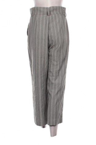 Pantaloni de femei H&M, Mărime M, Culoare Multicolor, Preț 41,99 Lei