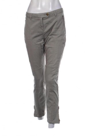Damenhose Limited, Größe M, Farbe Grün, Preis 15,00 €