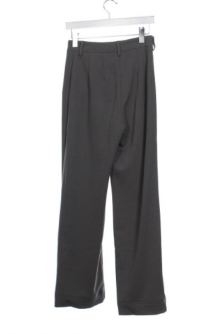 Damenhose NA-KD, Größe XS, Farbe Grau, Preis € 20,97
