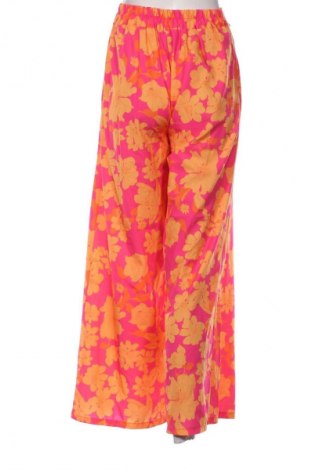 Pantaloni de femei NEW COLLECTION, Mărime S, Culoare Multicolor, Preț 107,89 Lei