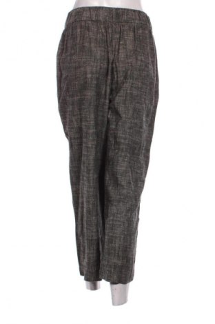 Pantaloni de femei Pull&Bear, Mărime M, Culoare Multicolor, Preț 121,00 Lei