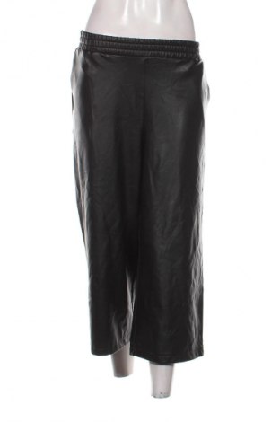 Damenhose Pull&Bear, Größe M, Farbe Schwarz, Preis 14,83 €