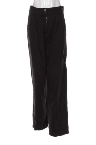 Pantaloni de femei Pull&Bear, Mărime L, Culoare Negru, Preț 76,32 Lei