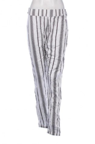 Damenhose Reserved, Größe M, Farbe Mehrfarbig, Preis 14,83 €