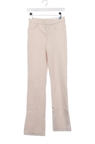 Damenhose Stradivarius, Größe M, Farbe Beige, Preis € 23,52