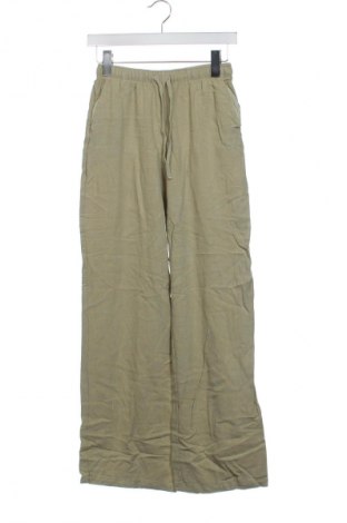 Damskie spodnie Stradivarius, Rozmiar XS, Kolor Zielony, Cena 66,67 zł