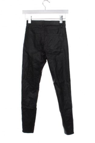 Pantaloni de femei Stradivarius, Mărime XS, Culoare Negru, Preț 109,99 Lei