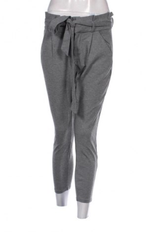 Dámské kalhoty  Vero Moda, Velikost M, Barva Šedá, Cena  342,00 Kč