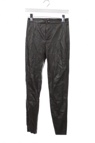 Dámske nohavice Zara, Veľkosť XS, Farba Zelená, Cena  9,95 €