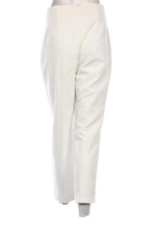 Pantaloni de femei Zara, Mărime M, Culoare Alb, Preț 98,99 Lei