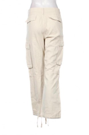Pantaloni de femei Zara, Mărime M, Culoare Bej, Preț 64,99 Lei