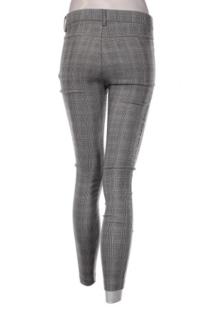 Pantaloni de femei Zara, Mărime S, Culoare Multicolor, Preț 58,99 Lei