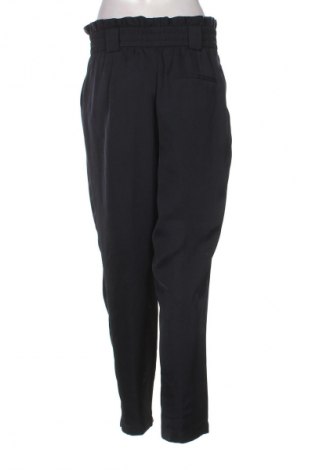 Pantaloni de femei Zara, Mărime L, Culoare Negru, Preț 71,10 Lei