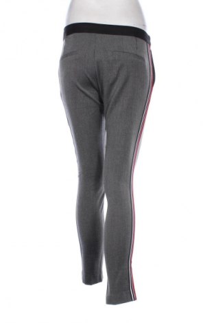 Damenhose Zara, Größe M, Farbe Mehrfarbig, Preis 13,81 €